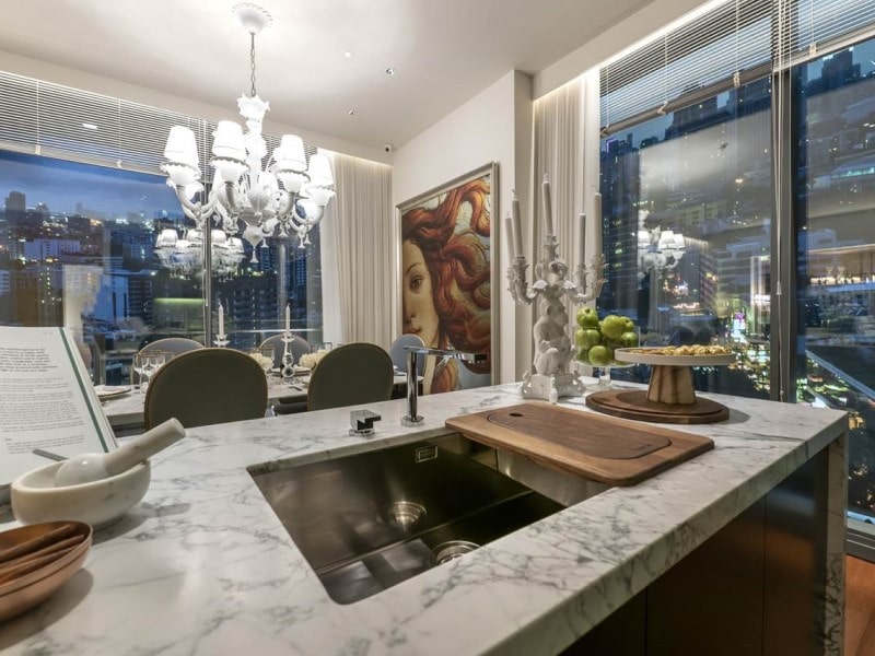 从 Brescello 到Thong Lo